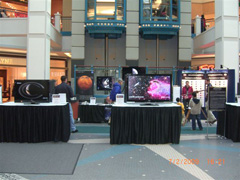 FETTU exhibit in Canada